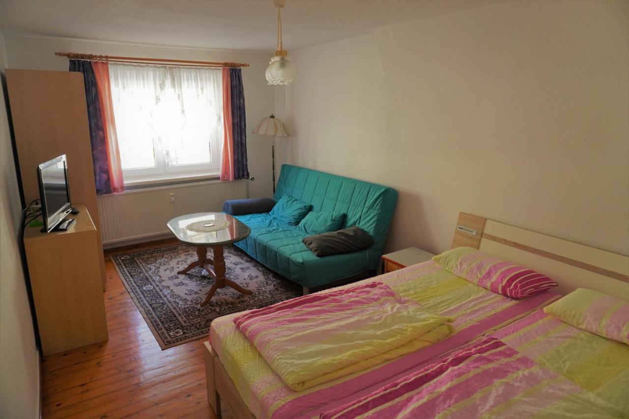 Ferienwohnung Haubner Neukieritzsch Exterior foto